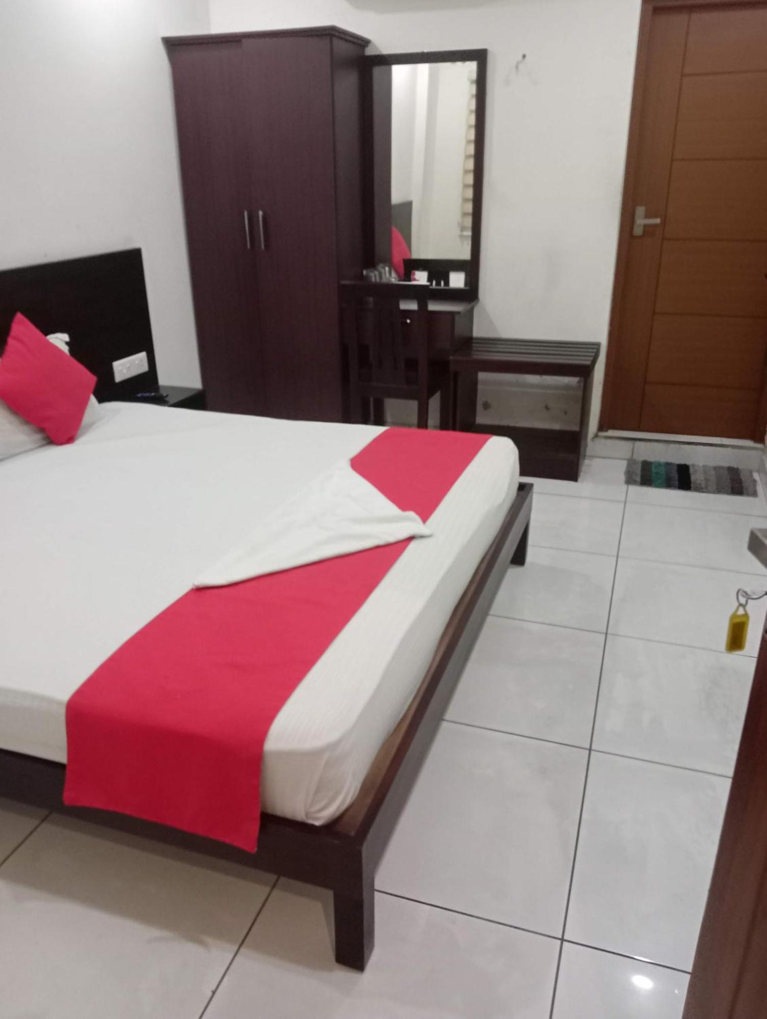 Grace Tourist Home Kochi Luaran gambar