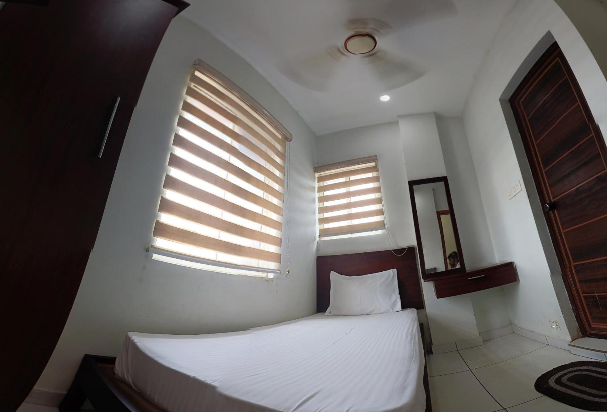 Grace Tourist Home Kochi Luaran gambar